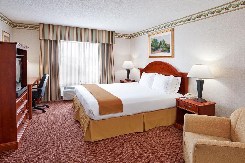 Holiday Inn Express & Suites - Sharon-Hermitage By Ihg West Middlesex Kamer foto