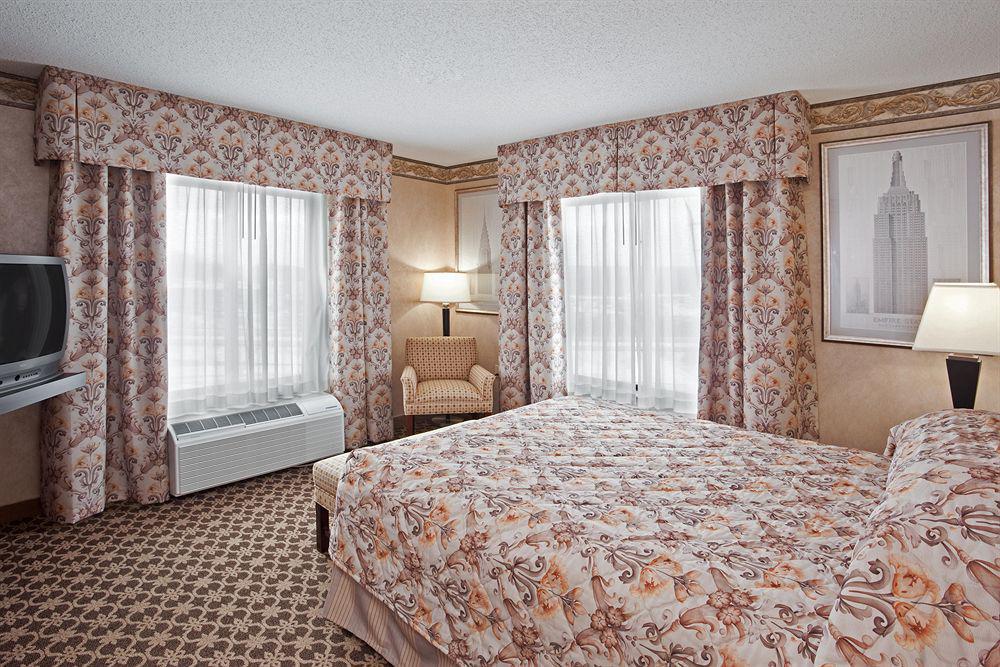 Holiday Inn Express & Suites - Sharon-Hermitage By Ihg West Middlesex Kamer foto