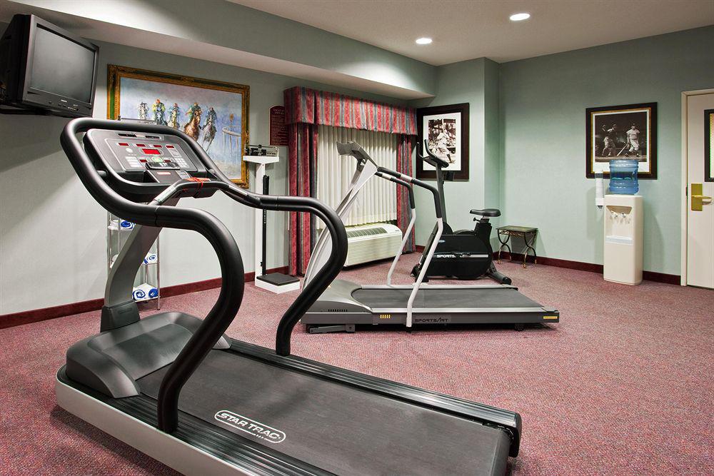 Holiday Inn Express & Suites - Sharon-Hermitage By Ihg West Middlesex Faciliteiten foto