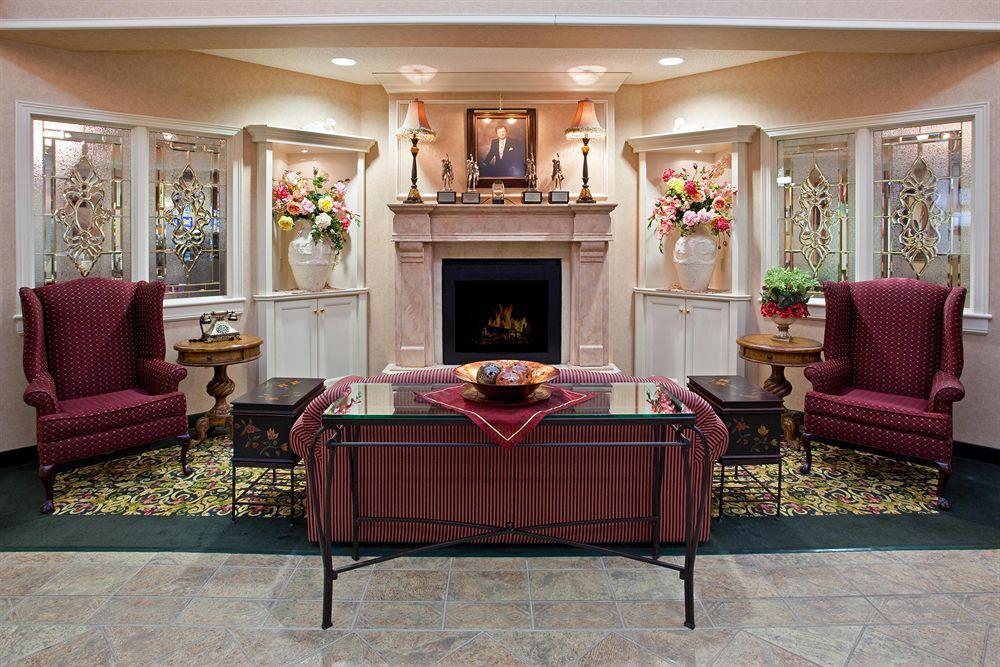 Holiday Inn Express & Suites - Sharon-Hermitage By Ihg West Middlesex Interieur foto