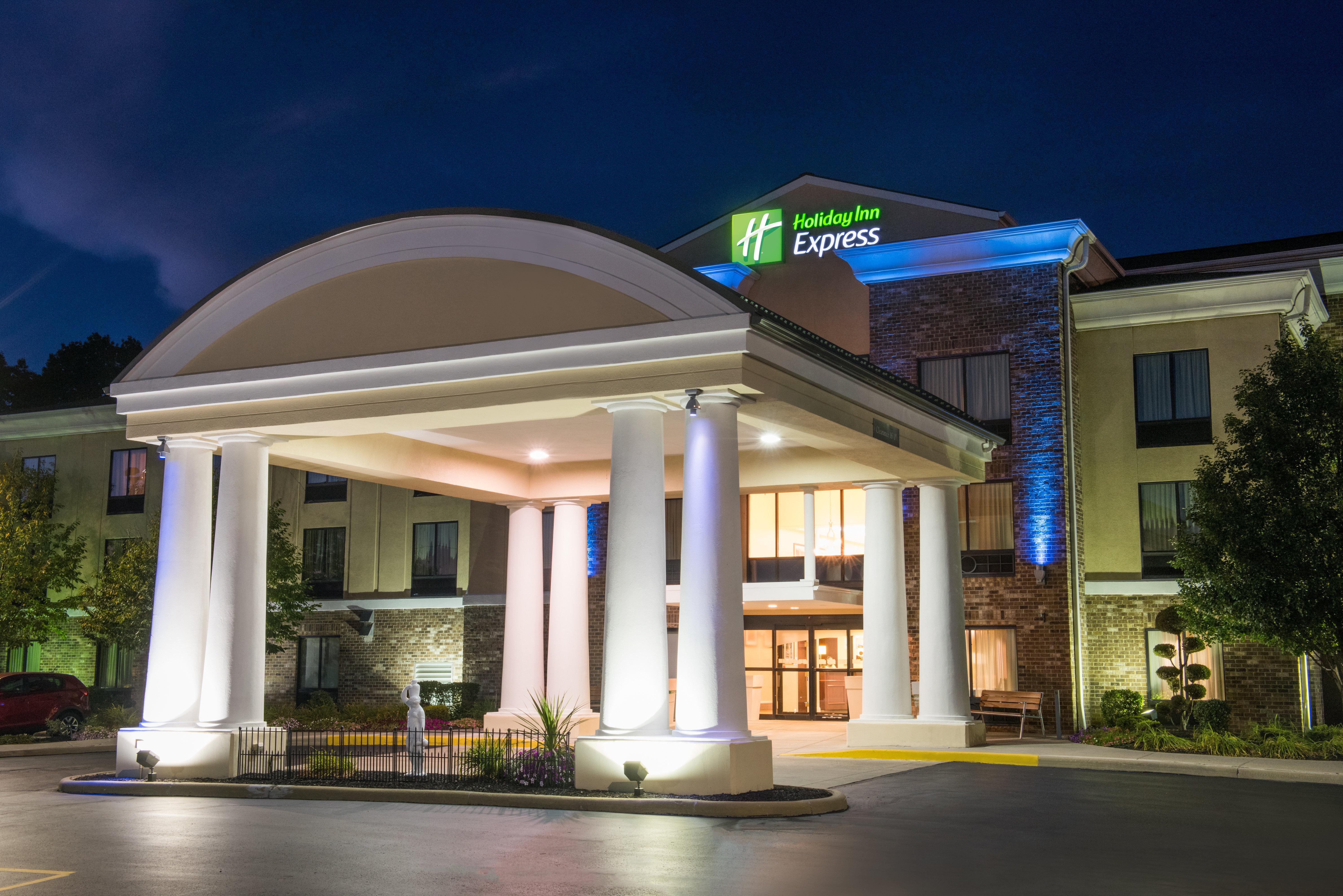 Holiday Inn Express & Suites - Sharon-Hermitage By Ihg West Middlesex Buitenkant foto