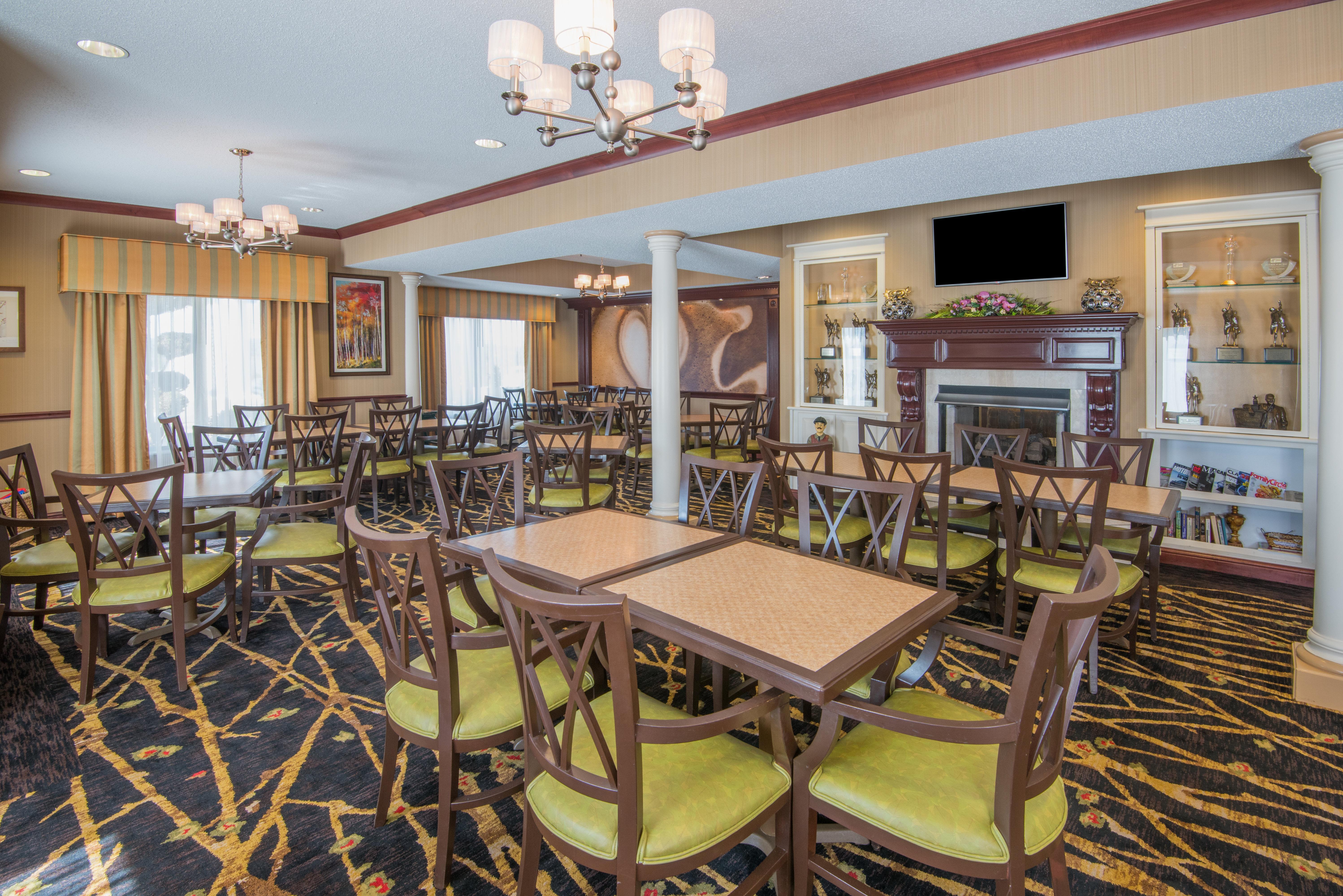 Holiday Inn Express & Suites - Sharon-Hermitage By Ihg West Middlesex Buitenkant foto