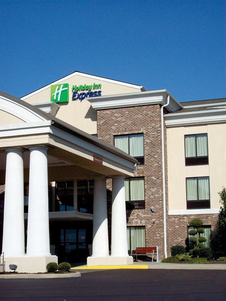 Holiday Inn Express & Suites - Sharon-Hermitage By Ihg West Middlesex Buitenkant foto